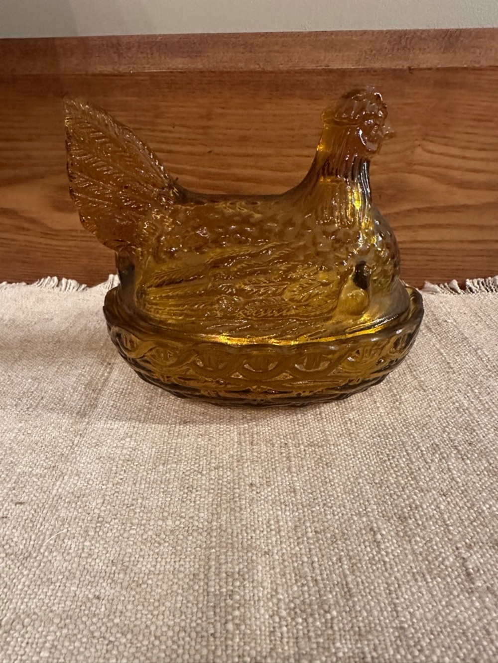 Vintage L.E. Smith Amber Glass Hen-on-Nest